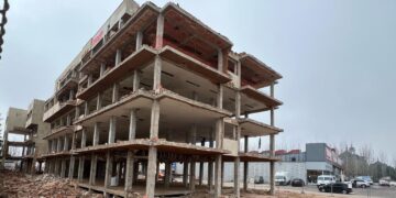 Adiós al edificio de la Ediciones Anaya en Santa Marta, otro de los grandes símbolos del peñarandino Germán Sánchez Ruipérez