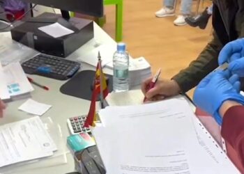 La Guardia Civil detiene a 2 personas e investiga a otras 4 por los delitos de trata de seres humanos con fines de explotación laboral