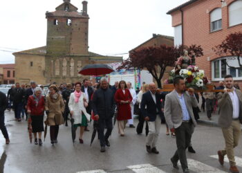 Villoria supera ya el ecuador de sus fiestas del Voto y el tiempo da una tregua para sacar a la calle la procesión de Santa Bárbara