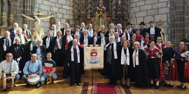 Los capistas de Alaraz comparten una jornada festiva al amparo del Santo Cristo del Monte con misa, bailes charros y comida