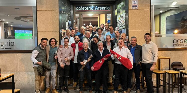 El histórico campeonato de mus en Peñaranda que supera ya las dos décadas de existencia y que organiza la cafetería Arsenio