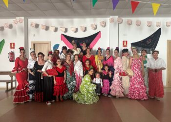 El Campo de Peñaranda vive su primera Feria de Abril con bailes por sevillanas, comida al estilo andaluz y actuación de flamenco