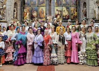 Peñaranda celebra la XIII edición de su Feria Rociera con misa, bailes por sevillanas y una comida en el restaurante Las Cabañas