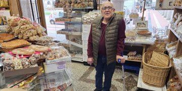 Germán Madrid pasa ya a la jubilación: «Siempre he sido muy feliz en la panadería y también he tenido tiempo para disfrutar»