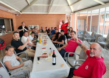 Villoria acoge un animado campeonato de calva con más de una veintena de participantes y caldereta como colofón a la jornada