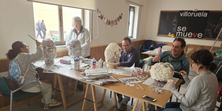 Villoruela se Mueve recreará el nacimiento de Felipe II en la villa con las figuras de cuatro gigantes que desfilarán en las fiestas