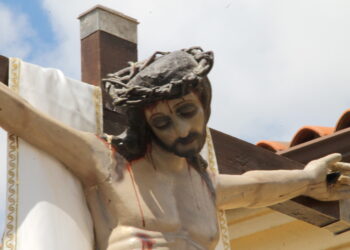 Villar de Gallimazo acompaña por segundo día al Santo Cristo de la Custodia en una fiesta «en familia» con misa y procesión