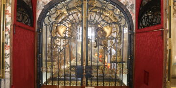 110 años después se plantea la apertura del sepulcro de Santa Teresa para hacer un estudio del cuerpo y reliquias mayores