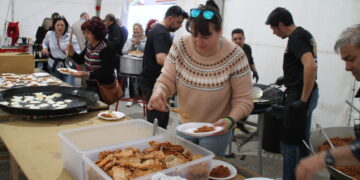 Cantaracillo cierra la VII edición de la matanza típica con una gran cena a base de chichas con huevos fritos y filetes de lomo