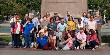 La asociación de mayores San Miguel de Peñaranda visita la ciudad de Logroño y hoy hará una nueva parada en Pamplona