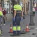 Chaperón en la céntrica calle Félix Mesonero (Bodegones) de Peñaranda por problemas de atranques en la red de saneamiento