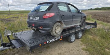 El turismo robado en Peñarandilla el pasado 3 de febrero aparece en un regato de Larrodrigo con matrículas pintadas «a mano»