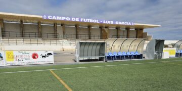 Asientos en las gradas y banquillos soterrados: así se plantea la nueva intervención en el polideportivo municipal de Peñaranda