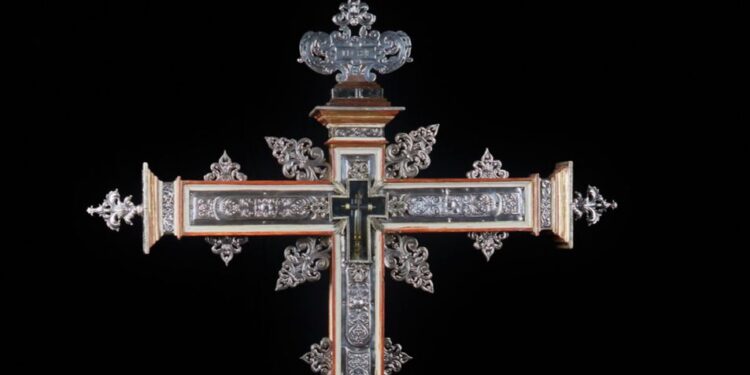 La reliquia de la Vera Cruz de Jesucristo se podrá contemplar desde el lunes en la basílica de Santa Teresa de Alba de Tormes