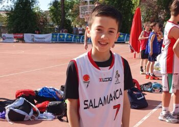 Marcos Sánchez Gómez, de la Escuela de Baloncesto de Peñaranda, debuta con la selección de Salamanca del año 2013
