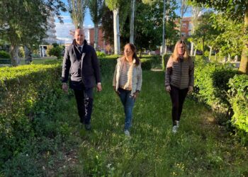 El PP de Peñaranda afirma que el equipo de Gobierno «pincha» de nuevo con la rehabilitación del parque municipal los Jardines.