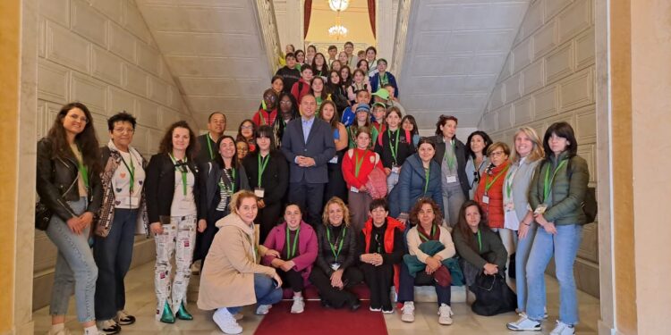 Intensa actividad social y cultural del «Seve» de Peñaranda que ejerce de anfitrión con otros cinco colegios de España