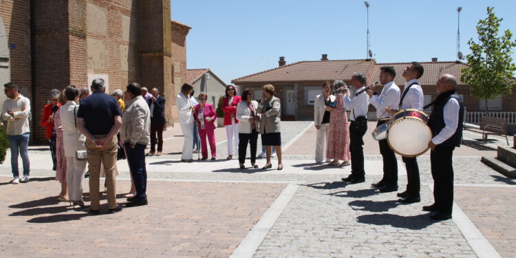 El Campo de Peñaranda celebra el día grande de sus fiestas del Corpus aunque sin la procesión por la falta de los típicos altares