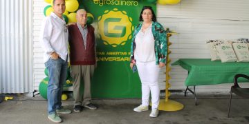 Gran éxito de público para AGROSALINERO y GIL en la jornada de puertas abiertas con exposición, regalos, sorteos y lunch