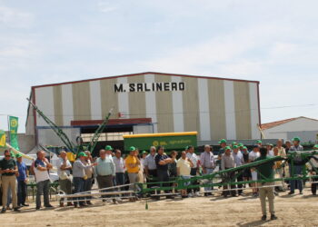 Gran éxito de público para AGROSALINERO y GIL en la jornada de puertas abiertas con exposición, regalos, sorteos y lunch