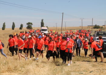 Paradinas de San Juan reúne a más de 650 personas en el VII Paseo Saludable a beneficio de la asociación ASPAS Salamanca