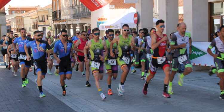 Jorge Horcajo, Carlos Rodríguez y David Bartolomé hacen pódium en la VII edición del duatlón cross «Ciudad de Peñaranda»