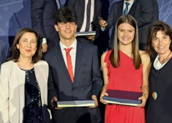 Valeria González y Marcos Rodríguez recogen en Madrid sus galardones en la XLV edición de los Premios Ejército del Aire