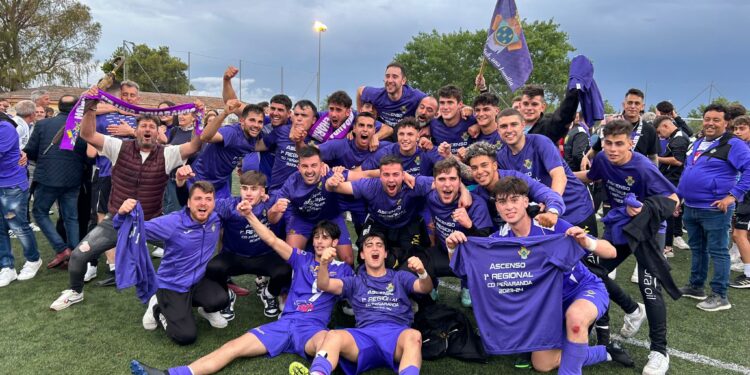 El Peñaranda logra el merecido ascenso a Regional de Aficionados y el equipo hará esta noche un paseo triunfal hasta la plaza