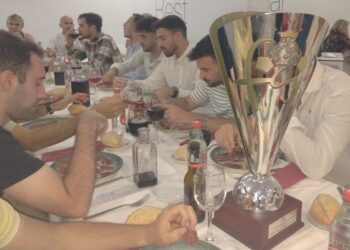 El Club Deportivo Peñaranda sigue con las celebraciones del ascenso a Regional, esta vez con una cena en Los Álamos