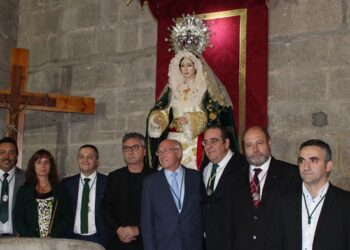 La cofradía peñarandina de la Esperanza confía de nuevo en Isabel Pantaleón para la restauración de la imagen de la Virgen