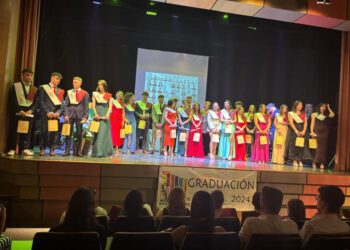 Brillante ceremonia de graduación de los alumnos del Instituto Germán Sánchez Ruipérez en su despedida del centro