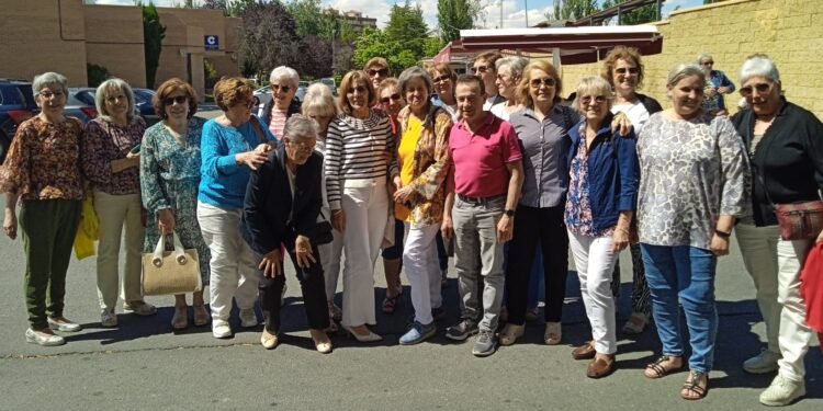 Gran ambiente de confraternidad en la clausura del curso de gimnasia organizado por el Ayuntamiento de Peñaranda