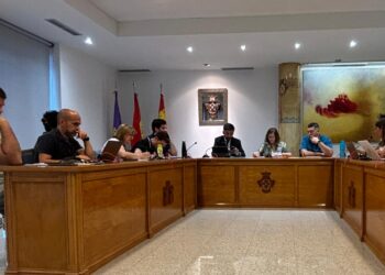 Peñaranda acude a una póliza de crédito de 690.000 euros para acometer la pista de pádel cubierta y las pistas de atletismo