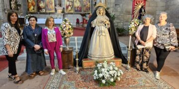 Peñaranda contempla el espectacular cambio de Nuestra Señora de la Soledad a iniciativa de la nueva junta de la cofradía y cabildo