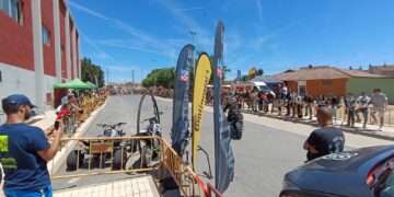 La V edición de la concentración motera llena Villoria de «rugidos» y un gran ambiente durante toda la jornada del sábado