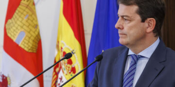 Mañueco garantiza estabilidad y certidumbre en Castilla y León y comunica la nueva composición del gobierno autonómico