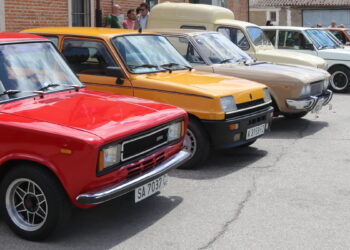 Si tienes algún vehículo clásico El Campo de Peñaranda te espera el 4 de agosto  con una concentración y una ruta hasta Riolobos