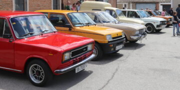 Si tienes algún vehículo clásico El Campo de Peñaranda te espera el 4 de agosto  con una concentración y una ruta hasta Riolobos
