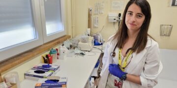 Alejandra Redondo, atleta y futura doctora: «He tenido que dejar el atletismo profesional porque era imposible compaginarlo si yo quería estar al cien por cien en la carrera de Medicina»