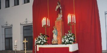 Peñaranda en Común cuestiona el uso del IES Germán Sánchez Ruipérez para actos religiosos como el del pasado sábado