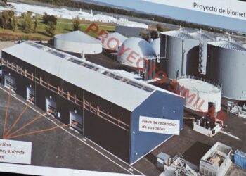 Olores y tránsito de camiones con estiércol, los grandes temores de los vecinos de Babilafuente ante la futura planta de biometano