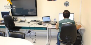 La Guardia Civil detiene al supuesto autor de una ciberestafa de 58.458 euros a empresas de Salamanca y Portugal