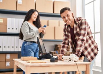 La Junta presenta la estrategia «Castilla y León, comunidad de emprendedores» dotada con 50 millones de euros