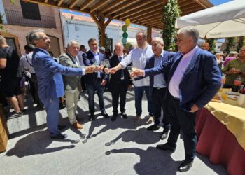 Mancera de Abajo reúne a todos los colores políticos en un brindis por la unión en el trabajo común a favor de los municipios