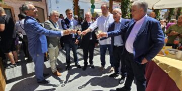 Mancera de Abajo reúne a todos los colores políticos en un brindis por la unión en el trabajo común a favor de los municipios