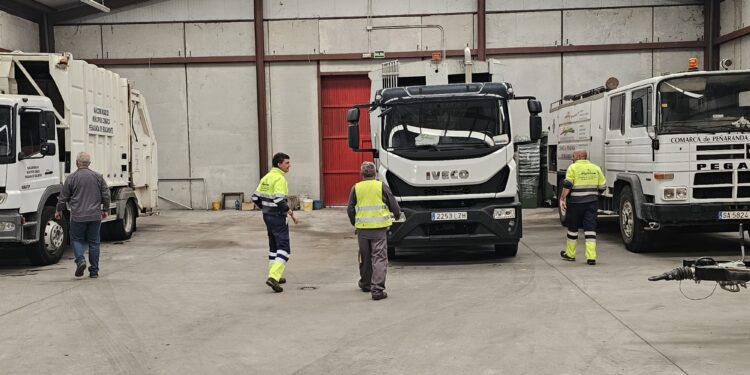 La Mancomunidad Peñaranda busca conductor con CAP para el camión del servicio de recogida de residuos sólidos urbanos
