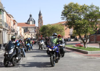 Gran ambiente en la VIII edición de la Biker Day de Peñaranda con desayuno, ruta motera, comida, música y sorteo de regalos