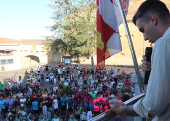Babilafuente inicia sus fiestas patronales con el pregón del recortador Iván González y la proclamación de la corte de honor