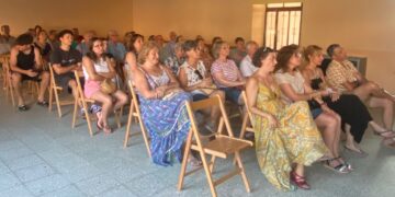 Juan Francisco Escudero presenta en el multiusos de Mancera de Abajo su último libro de relatos «El cajón del olvido»