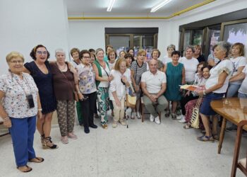 Las asociaciones de mayores y de mujeres estrenan sus sedes en las antiguas escuelas de Aldeaseca de la Frontera